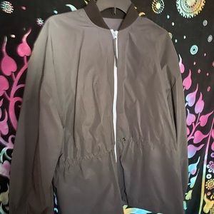 Super comfortable windbreaker